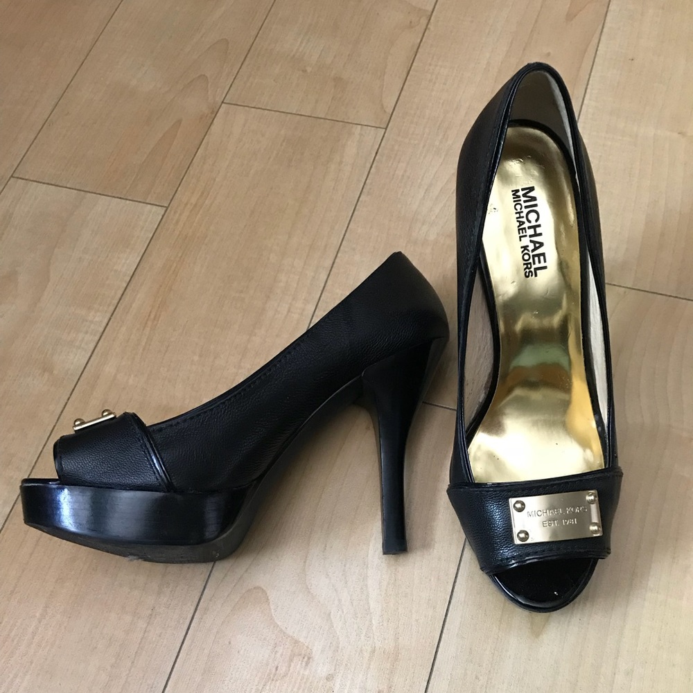 Michael Kors Peep-Toe Stiletto